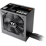 Thermaltake W0650RE, Fuente de alimentación de PC negro