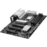 MSI 7E41-001R, Placa base negro/Plateado