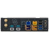 ASRock 90-MXBPR0-A0UAYZ, Placa base negro