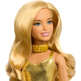 Mattel HRH19, Muñecos 