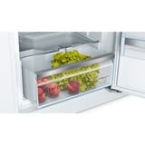 Bosch Serie 6 KIR51ADE0 frigorífico Integrado 247 L E, Refrigerador de espacio completo 247 L, SN-T, 33 dB, E